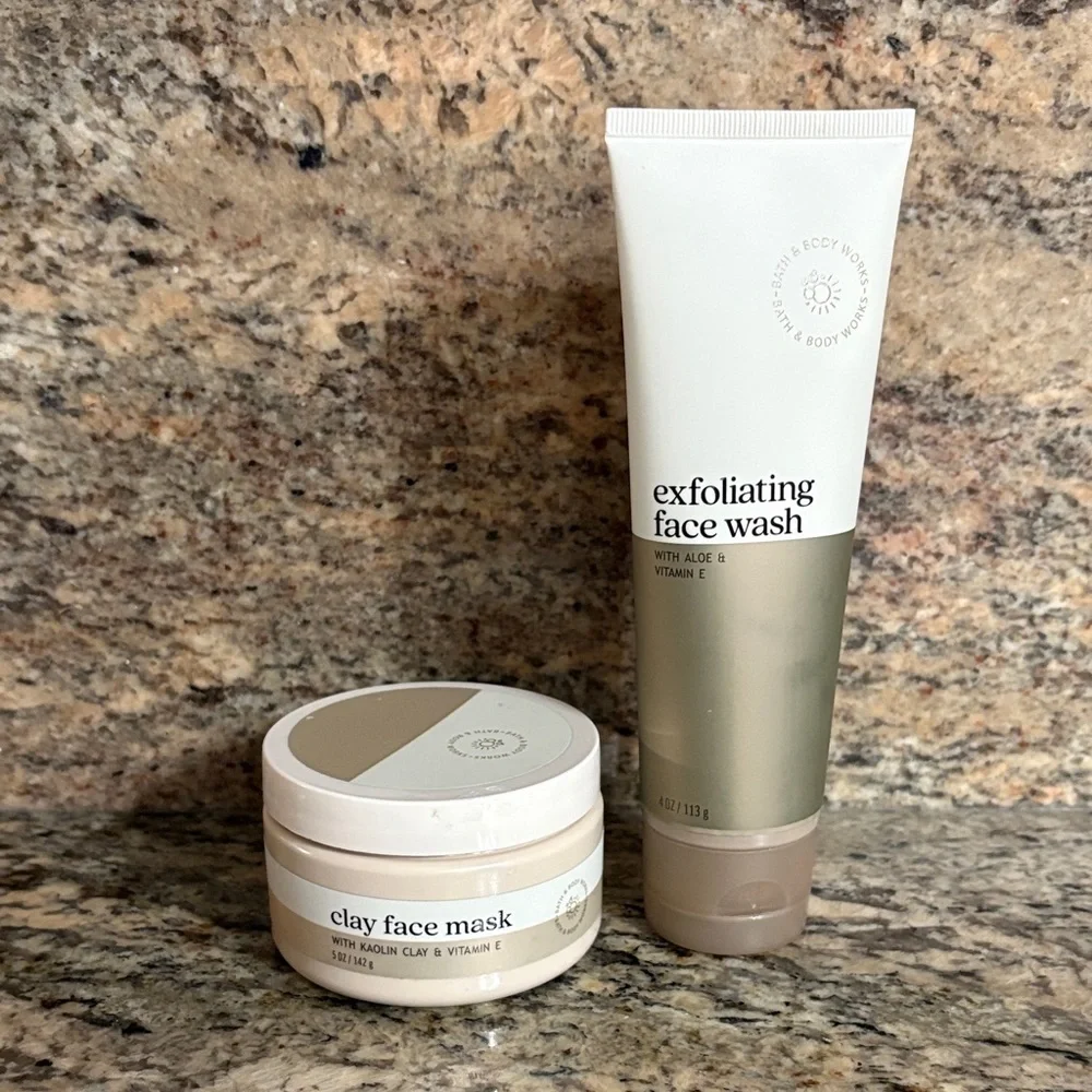 Bath & Body Works Set NWT Clay Mask 5 oz and Exfoliating face wash 4 oz